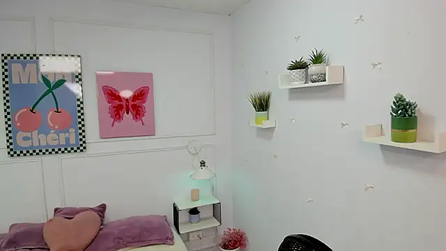 Sharon Adamss online show from 07-17-26, 07:19