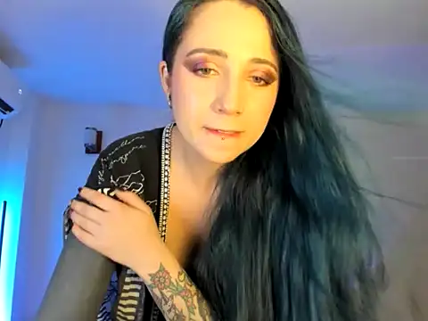 EvangelineLoveee online show from 05-28-26, 11:35