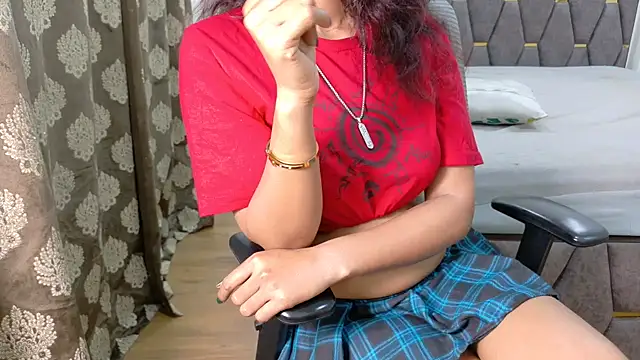 Snapshot of DR_Salini chatting on 06-30-26, 07:15 DR Salini online show from 06-30-26, 07:15