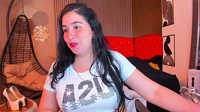 Snapshot of BBWLuxuryMuse chatting on 07-28-26, 02:13 BBWLuxuryMuse online show from 07-28-26, 02:13