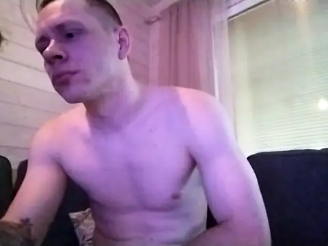 Snapshot of fitboyy_ chatting on 05-01-26, 06:01 fitboyy online show from 05-01-26, 06:01
