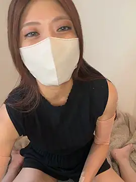 Erika  xx online show from 07-10-26, 05:01