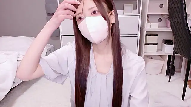 Snapshot of hina_mochi chatting on 05-09-26, 03:50 hina mochi online show from 05-09-26, 03:50