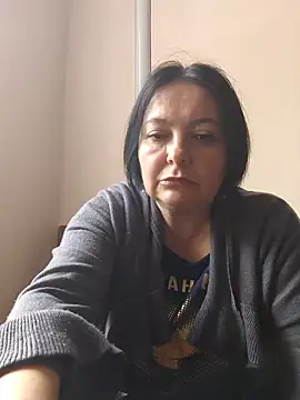 EmmaEmmy40 online show from 06-12-26, 07:51