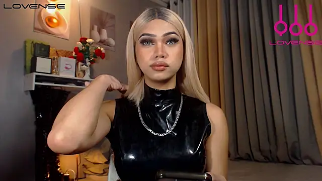 Lexi ThunderFuck online show from 06-23-26, 06:22