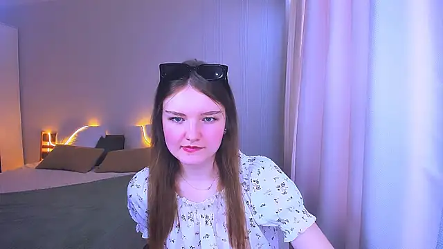 LookEva online show from 06-13-26, 11:19