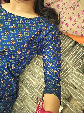 zoya baby  online show from 08-01-26, 03:44