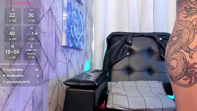 Snapshot of Jaadewest chatting on 07-28-26, 12:48 Jaadewest online show from 07-28-26, 12:48