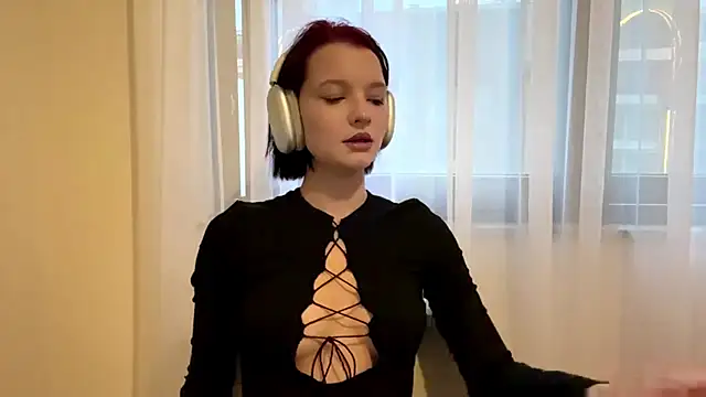 RiaFoxHi online show from 05-02-26, 04:12