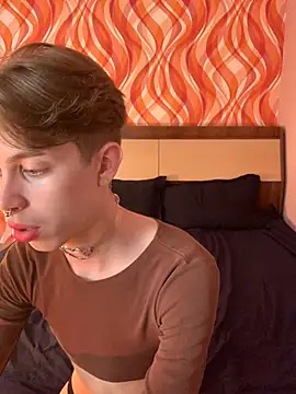 dark noir  online show from 05-10-26, 10:09