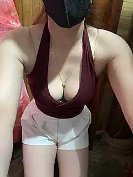 Snapshot of Lovely23-22 chatting on 05-27-26, 08:50 Lovely23-22 online show from 05-27-26, 08:50