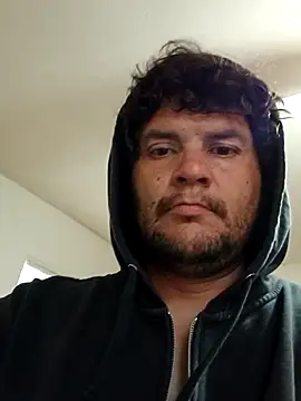 matdog027374 online show from 05-05-26, 02:25
