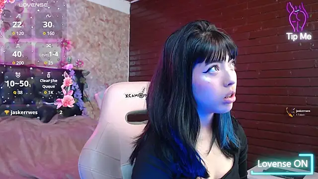Snapshot of Abril_gap chatting on 05-14-26, 12:01 Abril gap online show from 05-14-26, 12:01