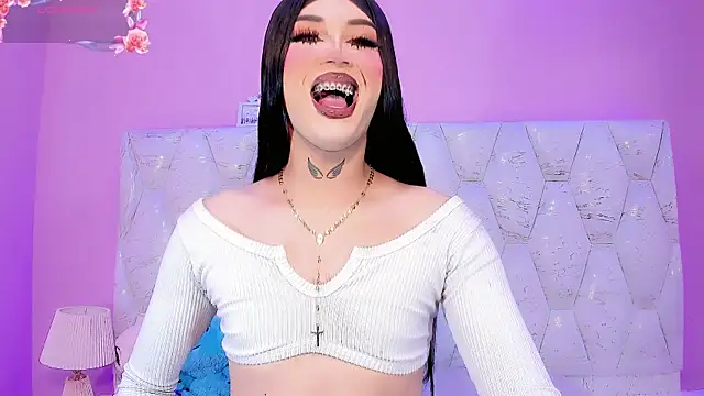 Lexxy Mattell online show from 06-19-26, 05:23