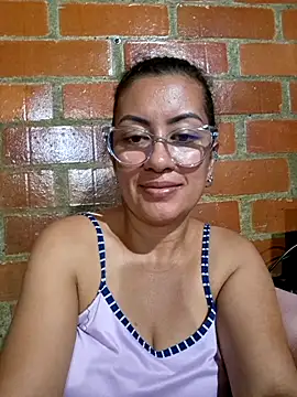 Snapshot of Eva_rossel chatting on 05-09-26, 11:32 Eva rossel online show from 05-09-26, 11:32