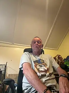 Snapshot of Moonraker64 chatting on 07-15-26, 09:09 Moonraker64 online show from 07-15-26, 09:09