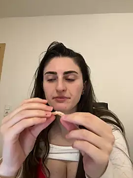 Snapshot of OliviaBaby- chatting on 07-04-26, 07:31 OliviaBaby- online show from 07-04-26, 07:31