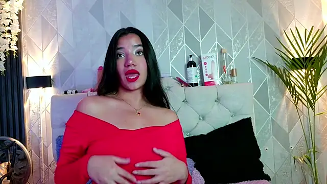 Zaira bonny online show from 06-06-26, 09:19