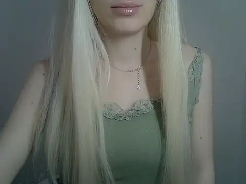 Snapshot of ViraVrema chatting on 07-23-26, 09:40 ViraVrema online show from 07-23-26, 09:40