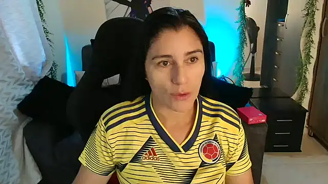 LUCYMILF SEXY online show from 06-17-26, 03:35