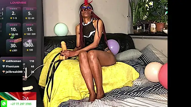 MsSeshego online show from 05-10-26, 03:39