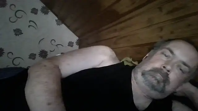Snapshot of Carsten5 chatting on 05-31-26, 01:58 Carsten5 online show from 05-31-26, 01:58