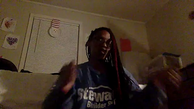 GoddessKayy24 online show from 05-16-26, 06:43