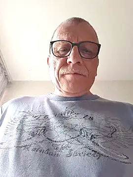 Eddy0763 online show from 05-04-26, 08:54
