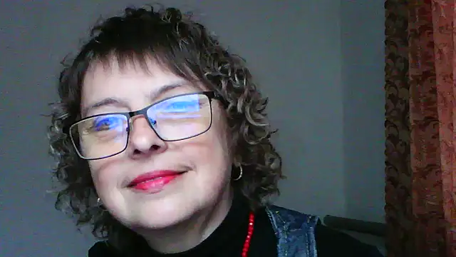 Snapshot of ElizabethGorden chatting on 06-03-26, 01:03 ElizabethGorden online show from 06-03-26, 01:03