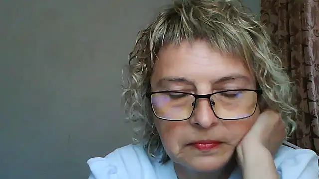 ElizabethGorden online show from 06-24-26, 01:43