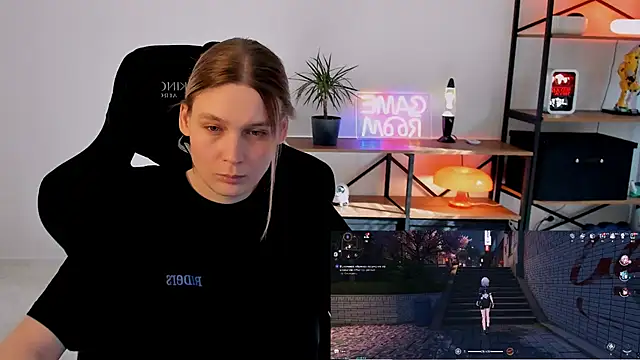 Nessi Villain online show from 05-06-26, 01:05