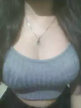 Snapshot of Rosy-Girll chatting on 07-21-26, 06:05 Rosy-Girll online show from 07-21-26, 06:05
