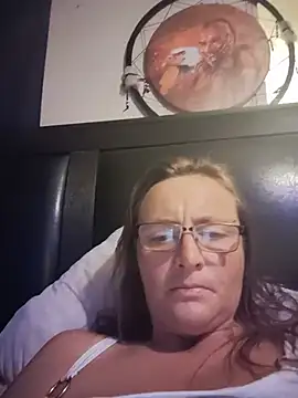 Queenle91 online show from 05-16-26, 12:07