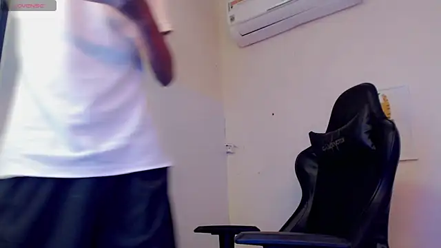 sombra 18 online show from 08-02-26, 11:36