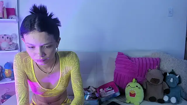 Snapshot of ela_velvet chatting on 06-24-26, 04:55 ela velvet online show from 06-24-26, 04:55
