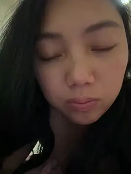 Snapshot of yanling668 chatting on 05-10-26, 03:50 yanling668 online show from 05-10-26, 03:50