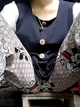 Snapshot of Maria-aa chatting on 06-16-26, 07:44 Maria-aa online show from 06-16-26, 07:44