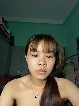 Snapshot of Cry_sexy chatting on 06-15-26, 11:40 Cry sexy online show from 06-15-26, 11:40