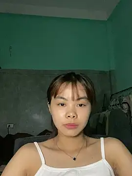 Snapshot of Cry_sexy chatting on 06-19-26, 04:28 Cry sexy online show from 06-19-26, 04:28