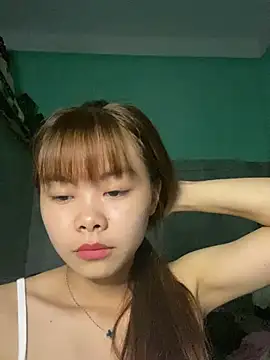 Snapshot of Cry_sexy chatting on 08-04-26, 02:15 Cry sexy online show from 08-04-26, 02:15