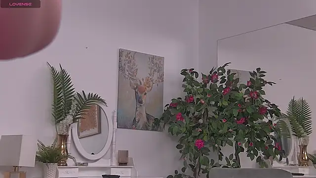 ZoeSkyee online show from 06-06-26, 05:39