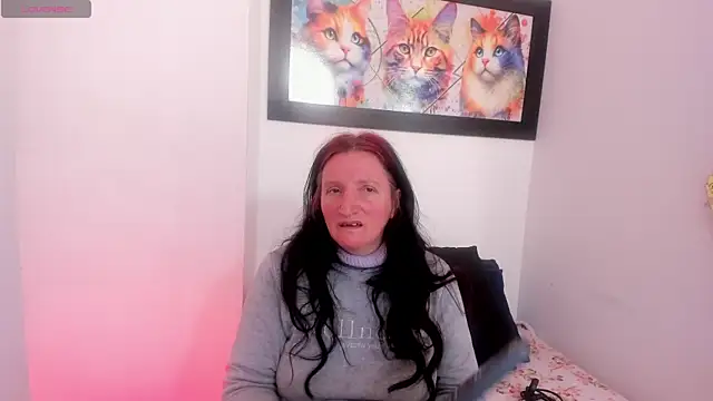 Snapshot of CloeMature chatting on 07-26-26, 03:14 CloeMature online show from 07-26-26, 03:14