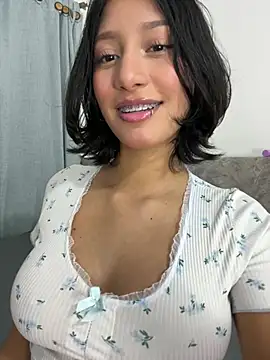 Snapshot of yazmin_rouse_ chatting on 07-09-26, 11:31 yazmin rouse online show from 07-09-26, 11:31