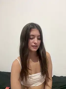 Snapshot of serenaa_velvett chatting on 06-11-26, 12:32 serenaa velvett online show from 06-11-26, 12:32