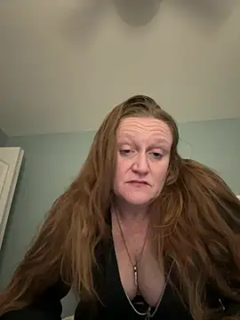 Snapshot of Kellilyn10 chatting on 06-11-26, 02:11 Kellilyn10 online show from 06-11-26, 02:11