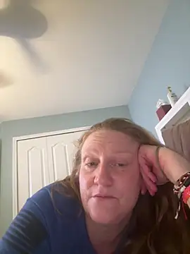 Snapshot of Kellilyn10 chatting on 06-21-26, 02:14 Kellilyn10 online show from 06-21-26, 02:14