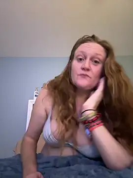 Snapshot of Kellilyn10 chatting on 07-21-26, 02:14 Kellilyn10 online show from 07-21-26, 02:14