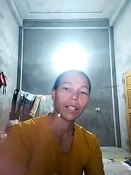 Snapshot of Min-meo chatting on 05-07-26, 11:32 Min-meo online show from 05-07-26, 11:32