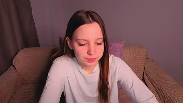 Snapshot of lolytaberry chatting on 06-02-26, 01:40 lolytaberry online show from 06-02-26, 01:40