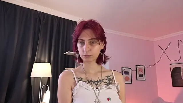 Cruela Bena online show from 06-25-26, 03:05